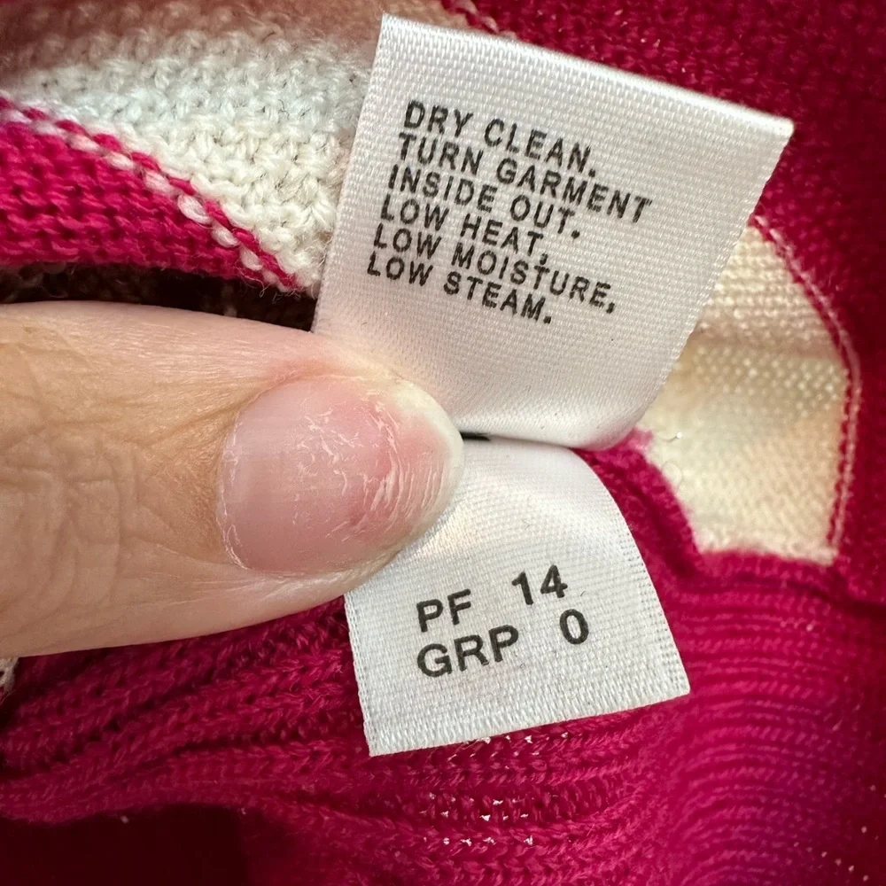 St. John Wool Magenta Shimmer Metallic Ribbed Striped Sleeveless Sweater Size S - Picture 9 of 10